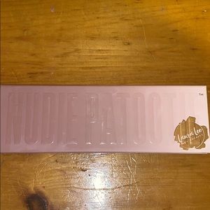 Laura Lee Nudie Patootie Palette